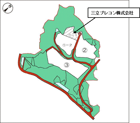 〈平面図）