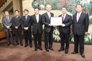 豊田通商株式会社との県内企業の海外展開支援に関する協定の締結