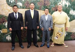 大相撲名古屋場所関係者の知事表敬訪問