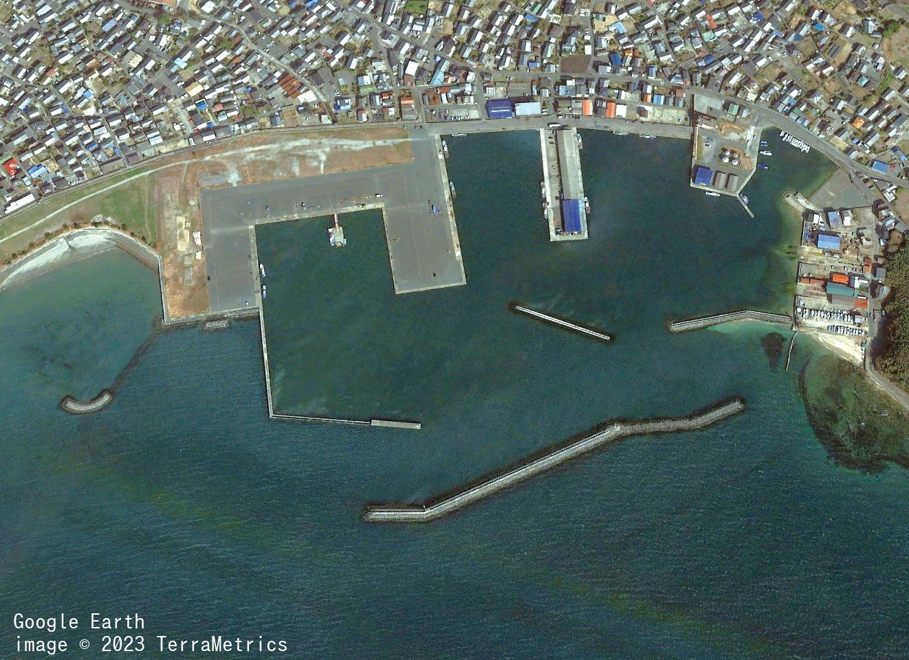 知柄漁港
