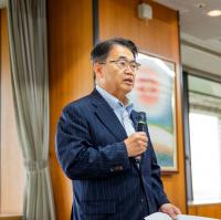 知事による激励