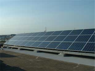 衣浦西部浄化センターに導入された太陽光発電施設