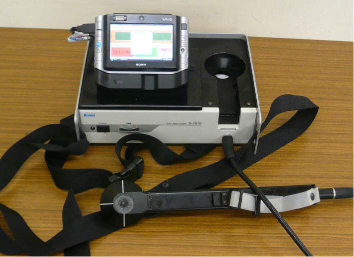 写真 オレイン酸含有率を測定する機器