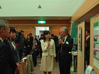 伊豆原委員長講評