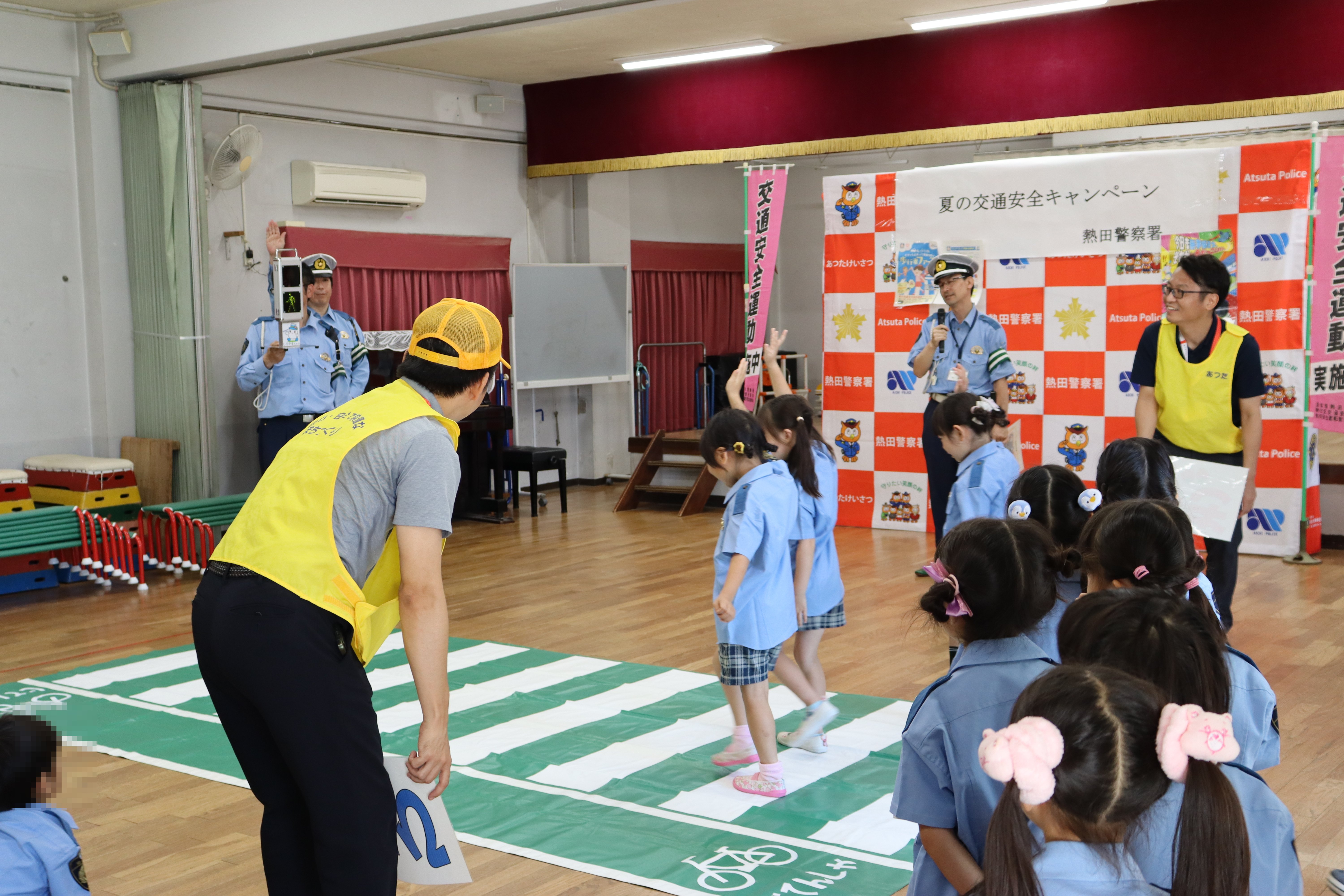 横断の練習の様子
