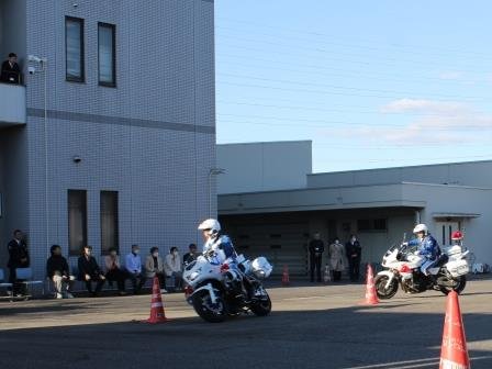 交通機動隊の訓練展示の様子