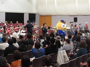 R71214 演歌ポリスと高校生のクリスマスコンサート