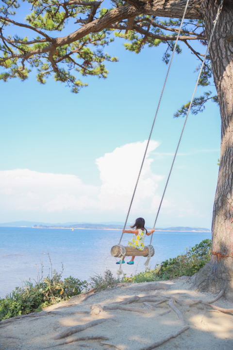 夏空のブランコ