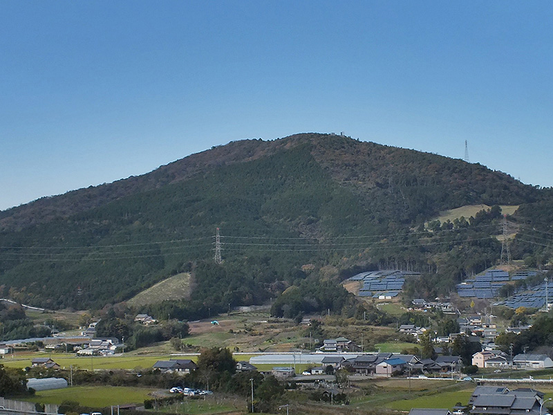 大原調整池より見た吉祥山全景