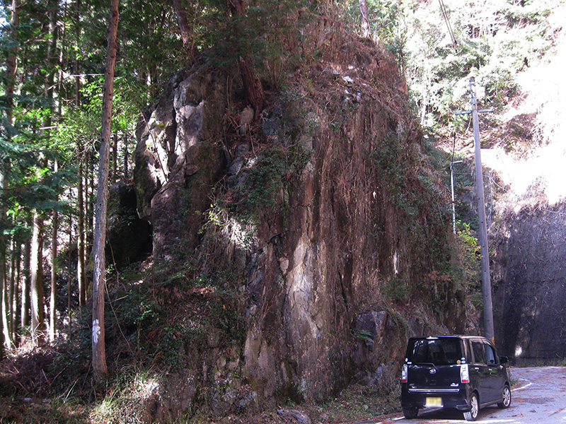 真珠岩の露頭