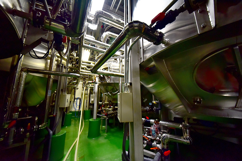現在の本社工場内部の写真２