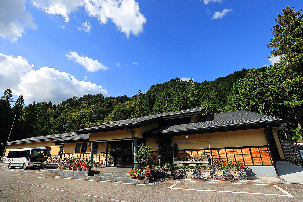 清水館の外観
