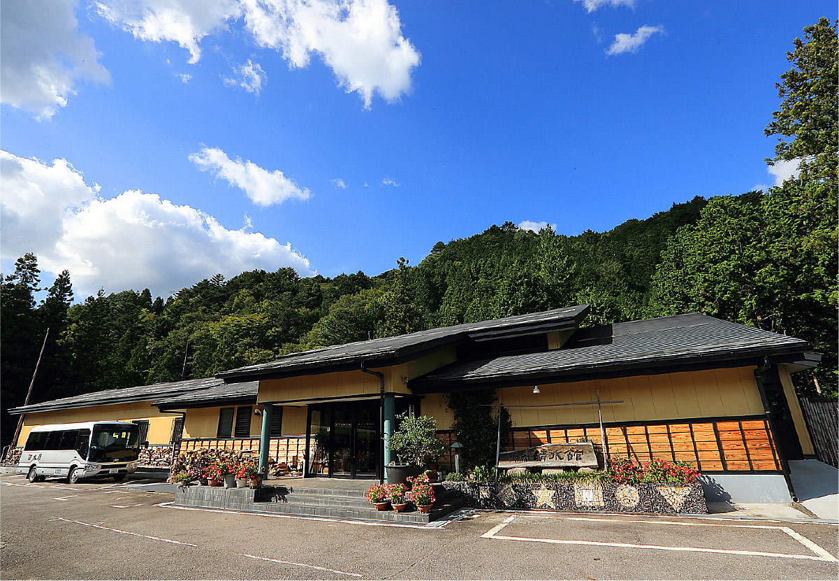 清水館の外観