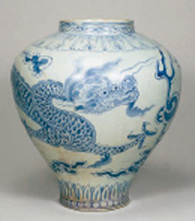 「青花龍文壺」