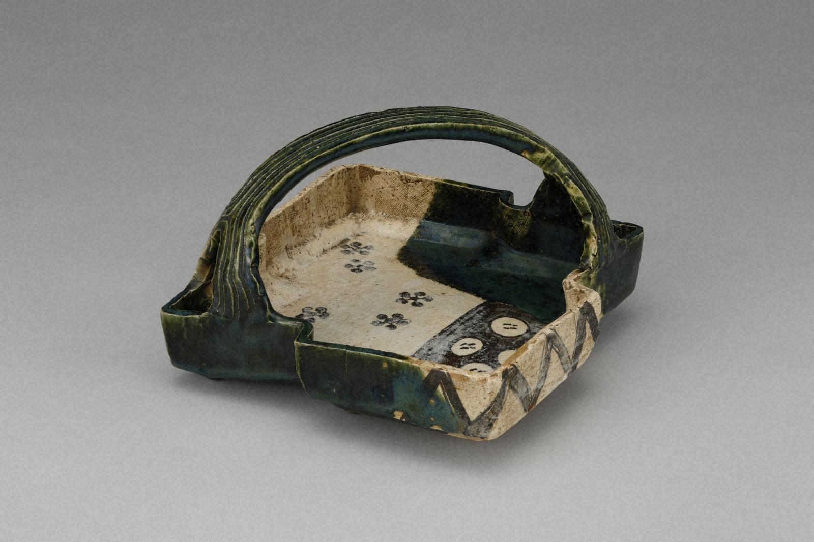 名古屋のやきもの