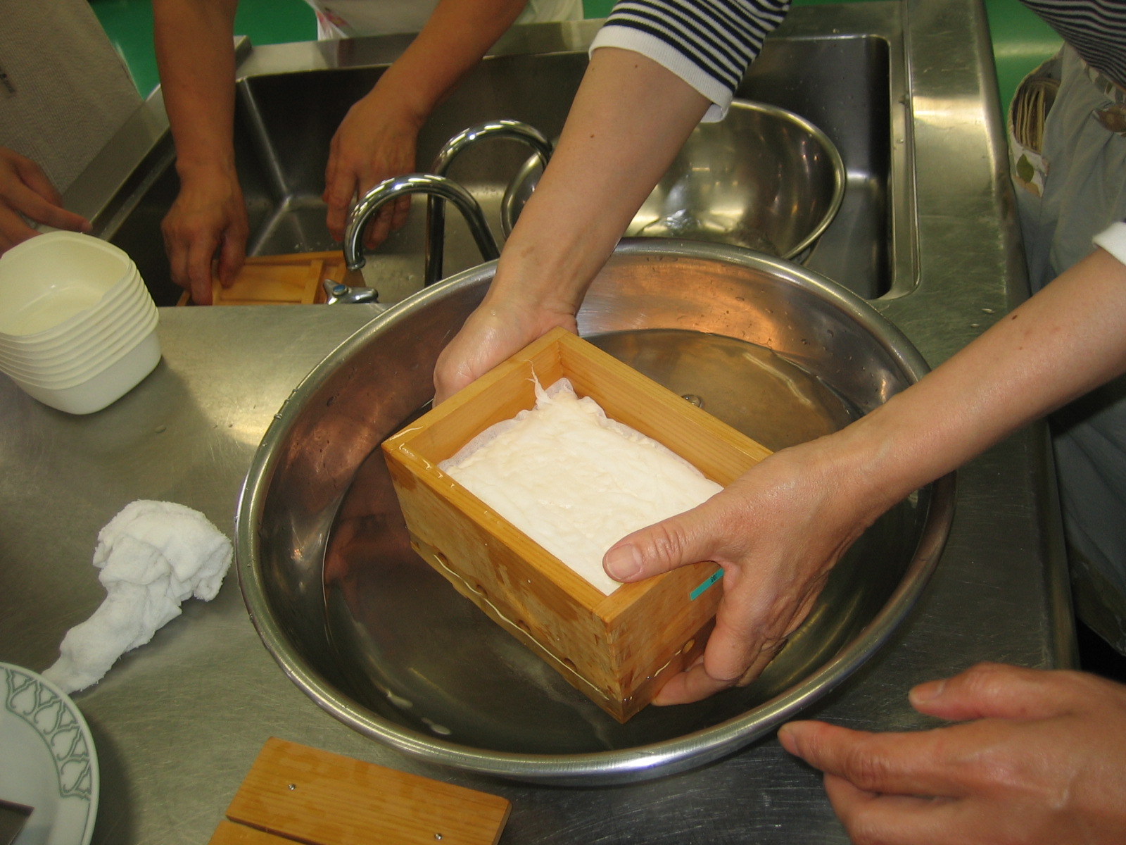 豆腐づくり