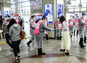 名古屋駅啓発活動②