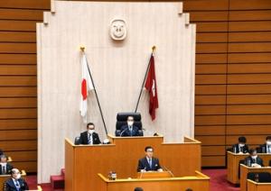4月臨時議会