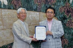 宮城谷昌光さんへの「ＬＯＶＥあいちサポーターズ」委嘱式