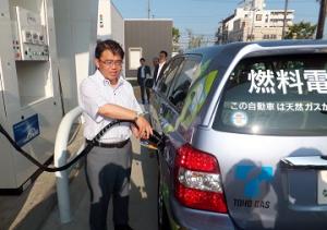 知事が「とよたエコフルタウン」で「水素ステーション」を視察しました