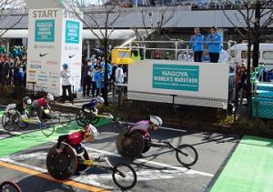 「名古屋ウィメンズホイールチェアマラソン」でスターターを務めています