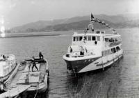 うさぎ島さるヶ島_最初の観光船（昭和34～35年頃）