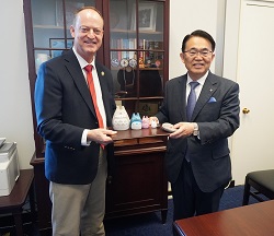 250409マーク・メスマー下院議員