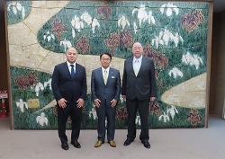250421日本相撲協会出羽海理事の訪問