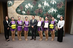 0519「全日本チアダンス選手権大会」「USA ALL Star Nationals」優勝チームの訪問