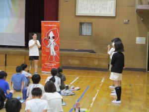 赤いバラの写真です。
