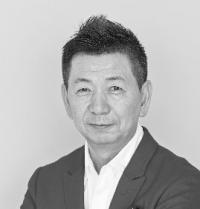 小川明夫氏
