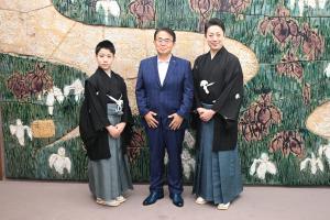 尾上菊五郎氏、菊之助氏の訪問