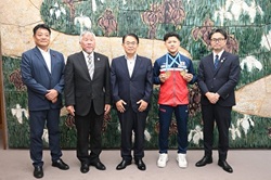 0825世界体操競技選手権大会（角皆友晴）.jpg