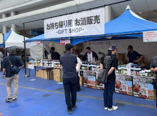 日本酒　試飲販売会風景の画像