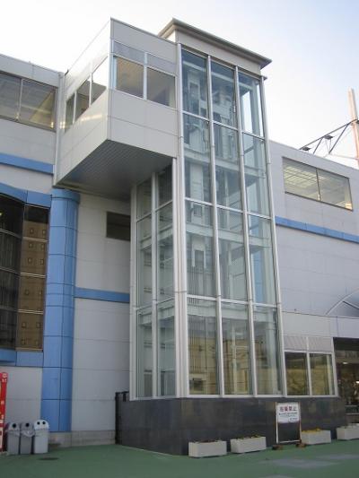 瀬戸市駅エレベーターの画像