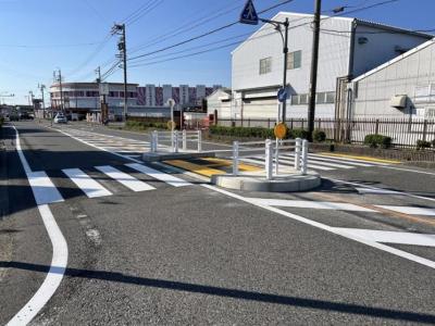 二段階横断施設の画像
