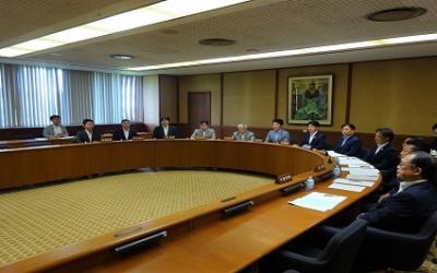 一般会計・特別会計決算特別委員会の審査風景画像