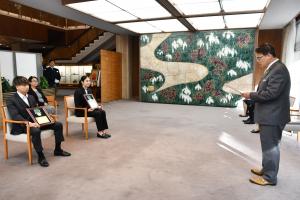 知事からお祝いのことば