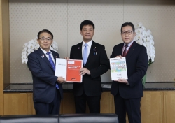 梶原総務大臣政務官要請