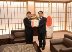 茂木外務大臣要請