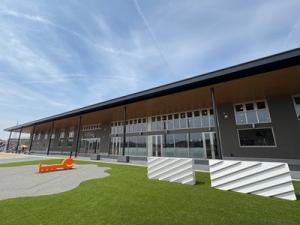 道の駅マチテラス日進外観