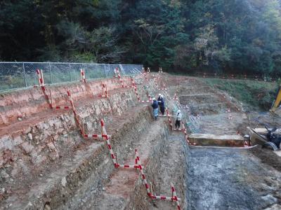 堤体工段切り状況