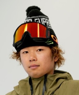 長谷川選手写真