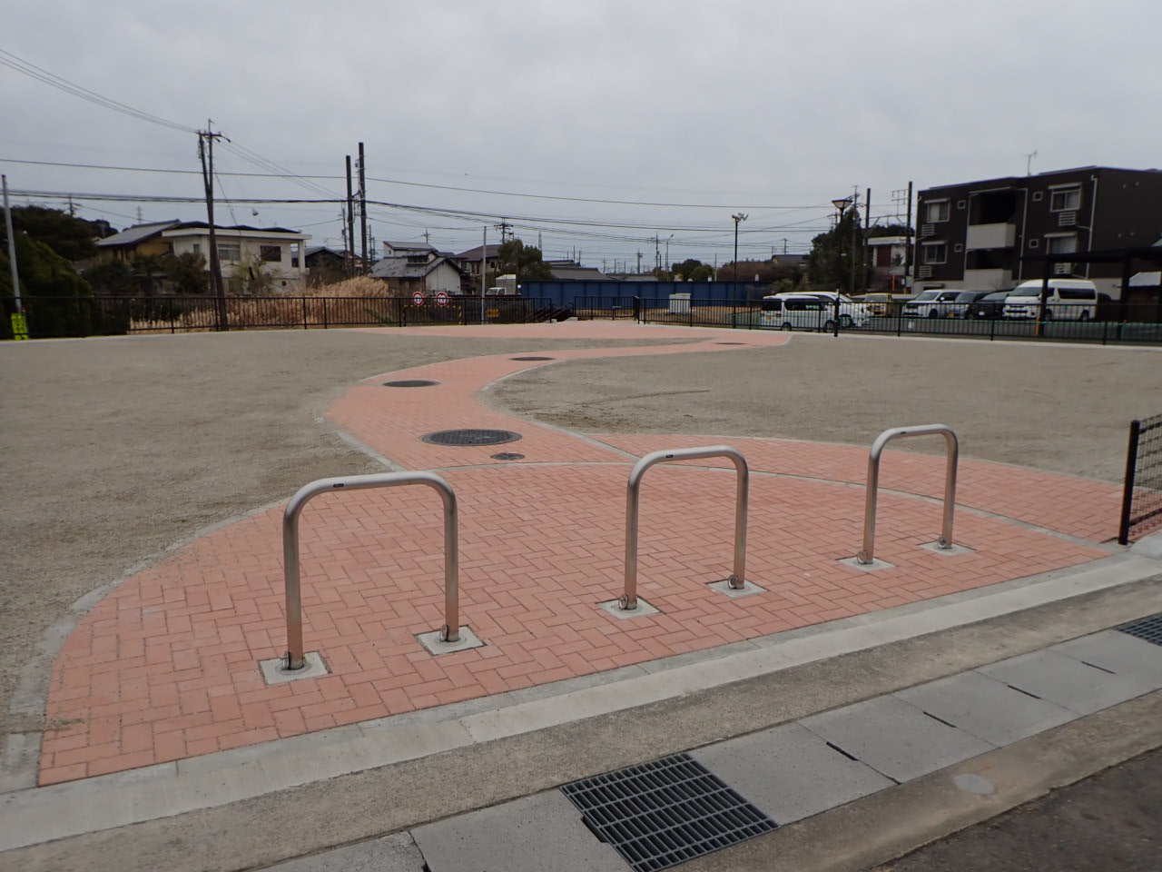 整備した緑道の広場の写真