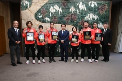 0326-6 県スポーツ顕彰授与式