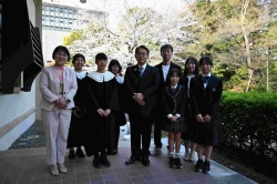 0327-5 MOA美術館全国児童作品展受賞者の訪問