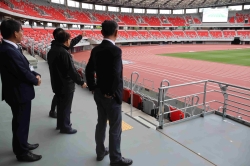 0407-2 パロマ瑞穂スタジアム（瑞穂公園陸上競技場）の視察1