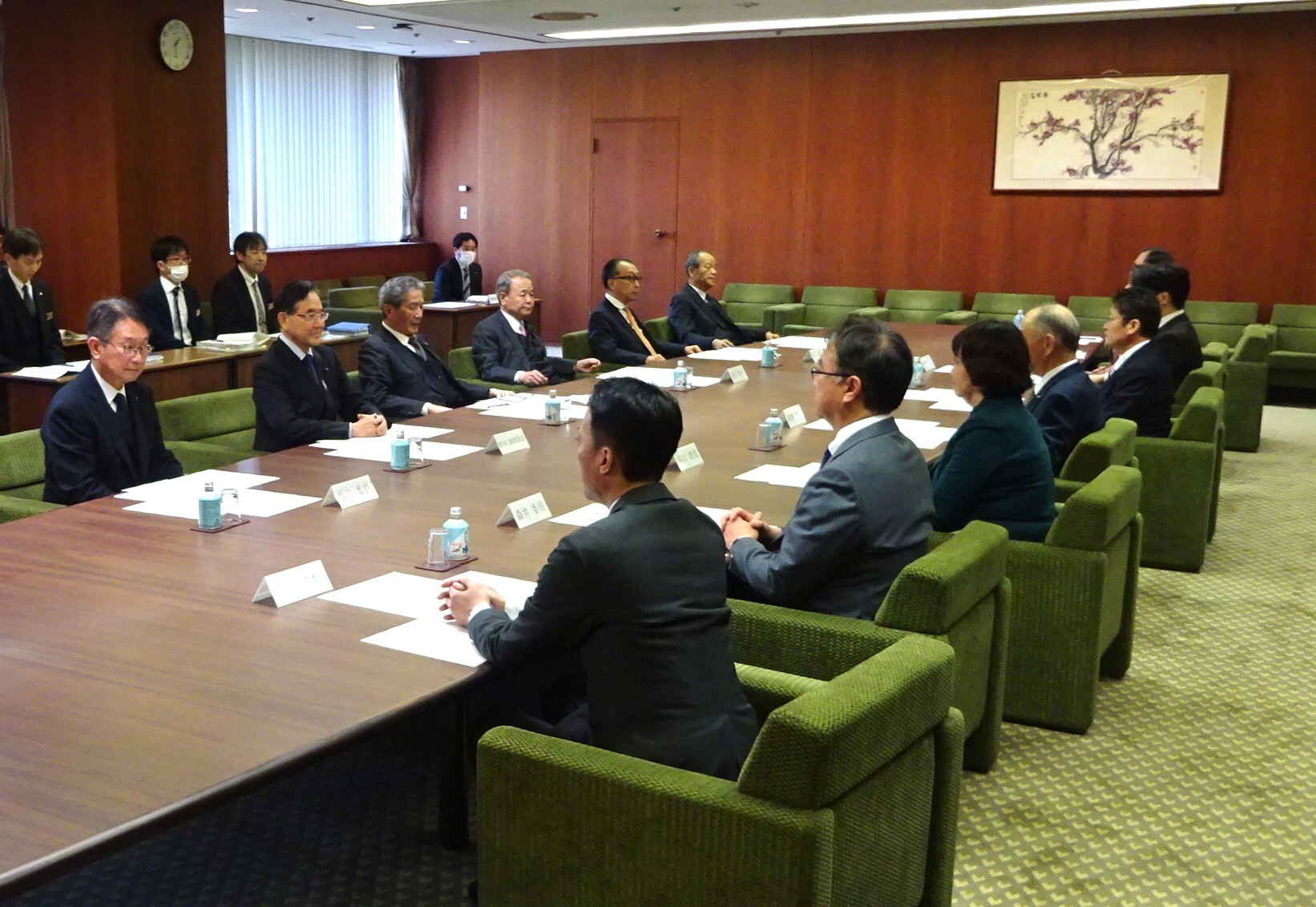 議員定数等調査特別委員会審査状況