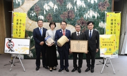 令和7年度優良経営食料品小売店等表彰事業における農林水産大臣賞受賞者の訪問