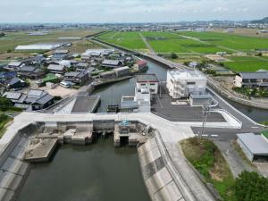 高島排水機場の全景